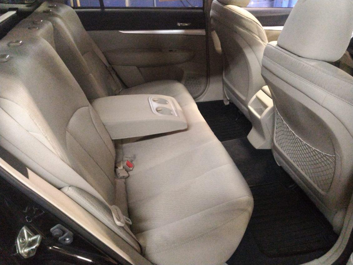 Subaru Outback 2.5i Premium 2010