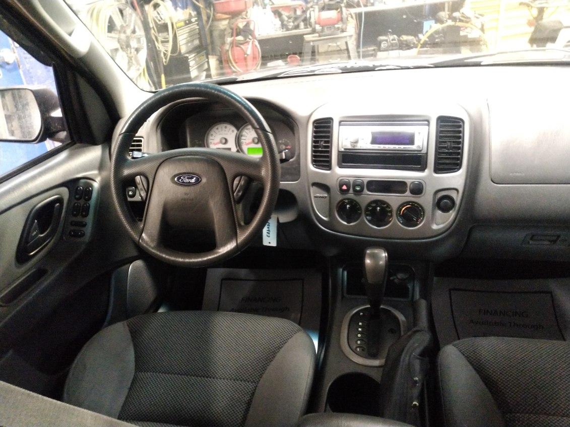 Ford Escape XLT 4WD 2005