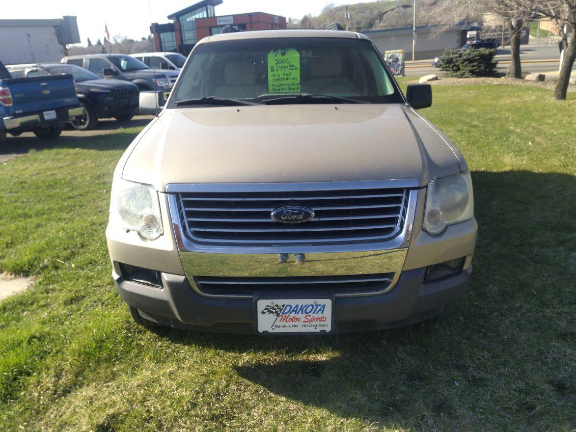 Ford Explorer XLT 4.0L 4WD 2006
