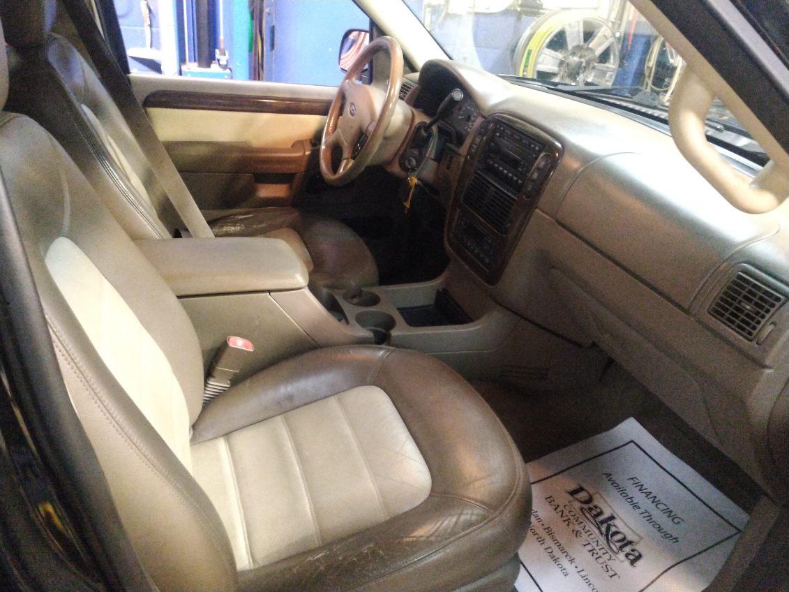 Ford Explorer Eddie Bauer 4WD 2002