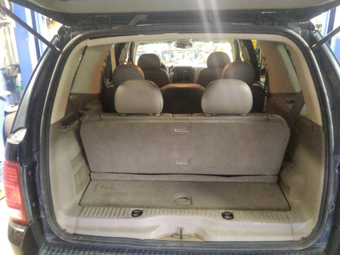 Ford Explorer Eddie Bauer 4WD 2002