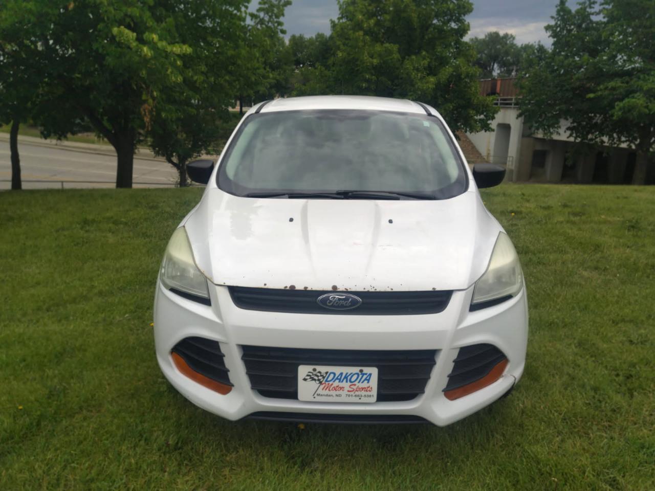 Ford Escape S FWD 2014