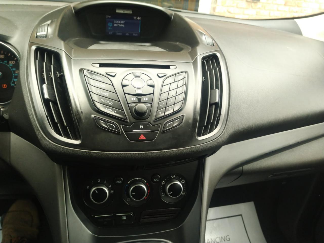 Ford Escape S FWD 2014