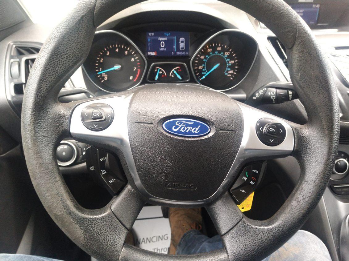 Ford Escape S FWD 2014