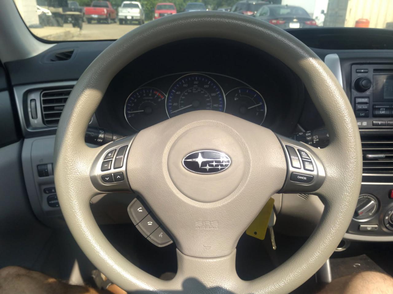 Subaru Forester 2.5X Premium 2011