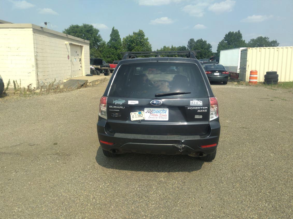 Subaru Forester 2.5X Premium 2011