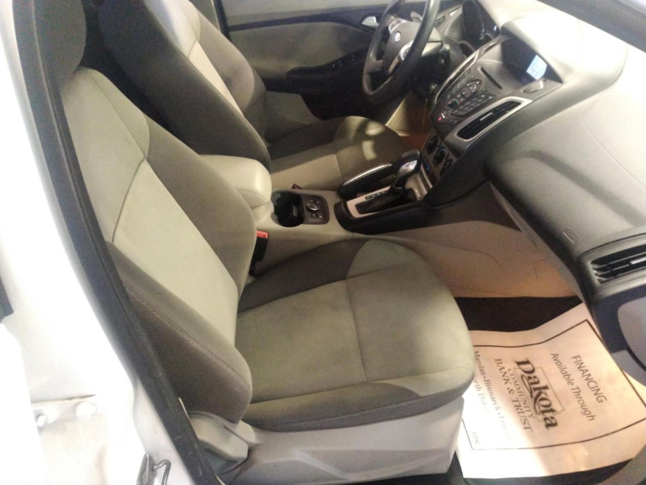 Ford Focus SE Hatch 2013