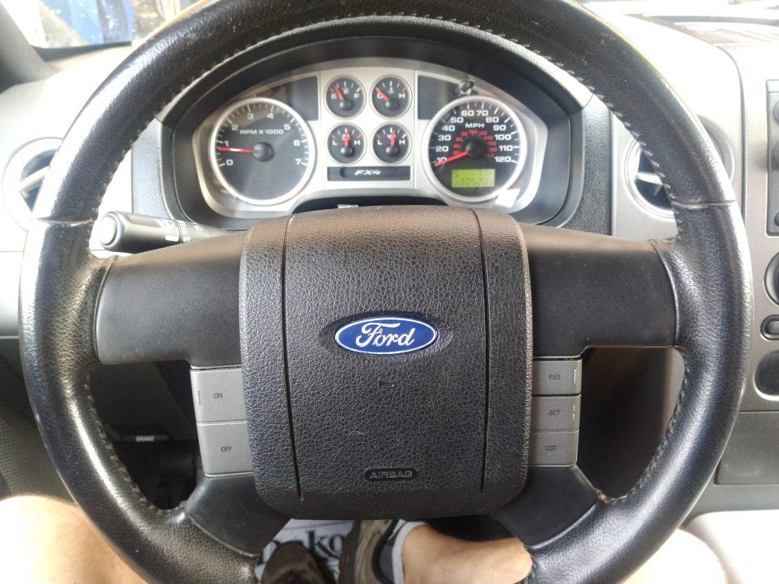 Ford F-150 FX4 SuperCrew 4WD 2005