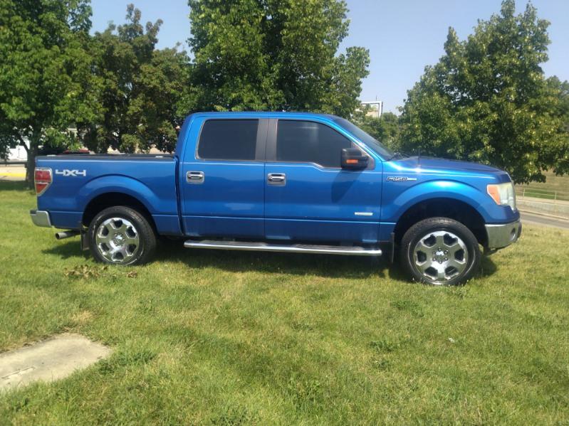 Ford F-150 XLT SuperCrew 5.5-ft. Bed 4WD 2011
