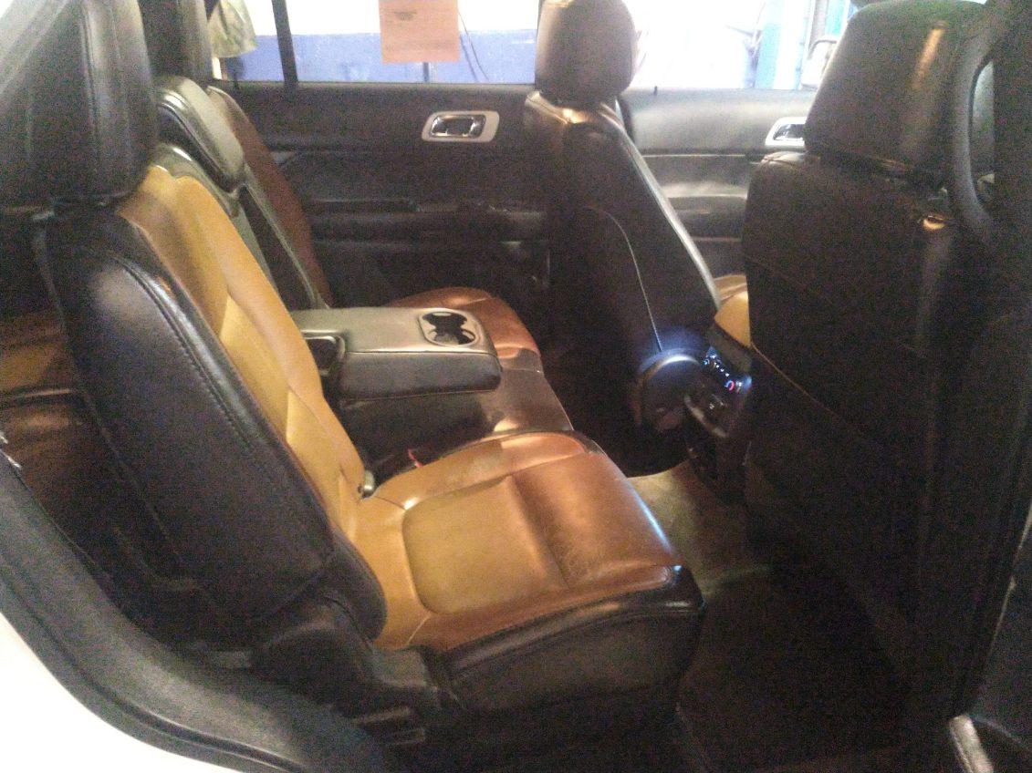 Ford Explorer Limited 4WD 2011