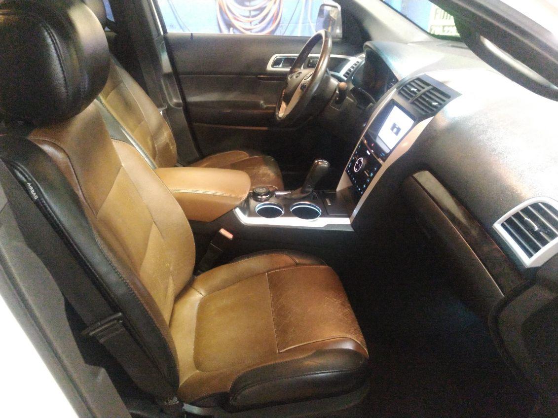 Ford Explorer Limited 4WD 2011