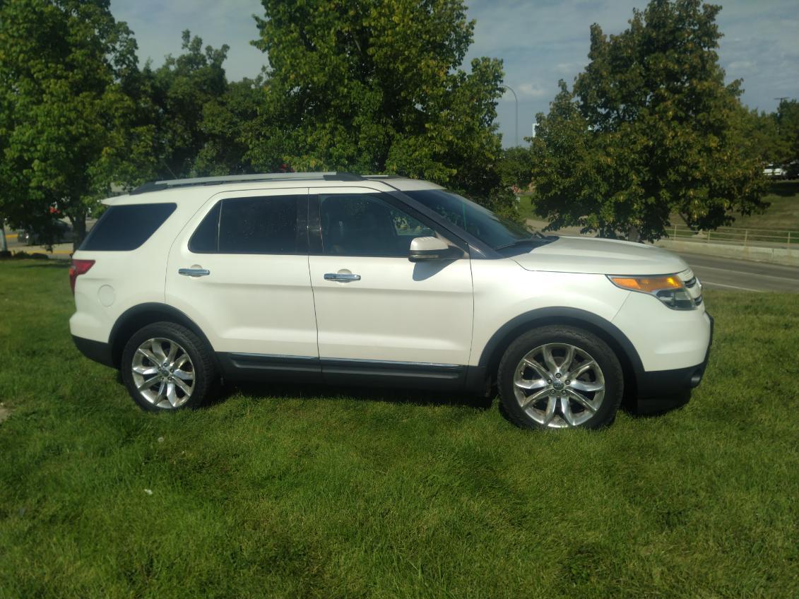 Ford Explorer Limited 4WD 2011