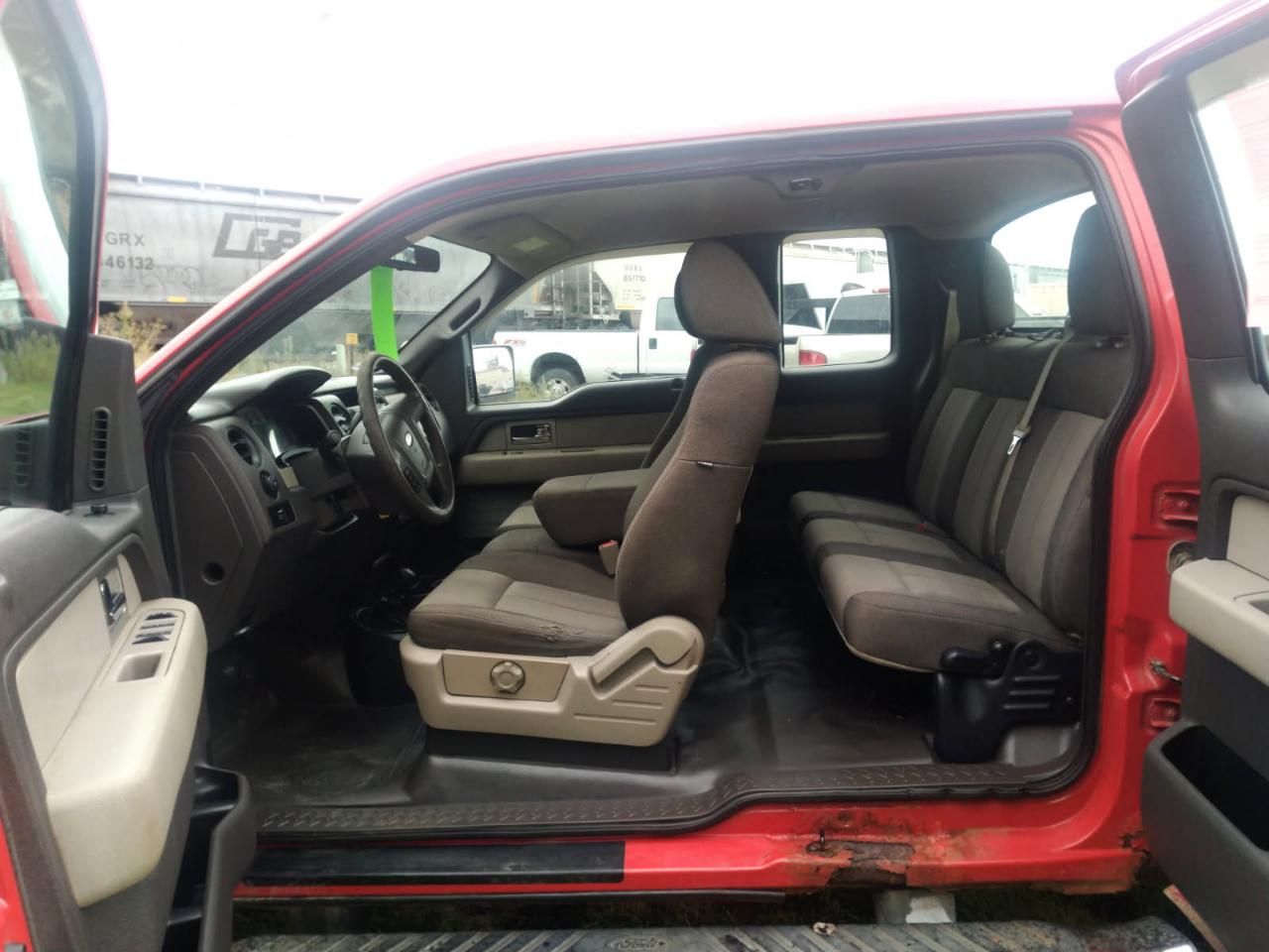 Ford F-150 Supercab Flareside 145" STX 4WD 2010
