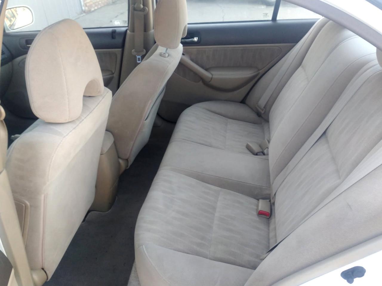 Honda Civic EX Sedan 4-spd AT with Front Side Airbags 2003