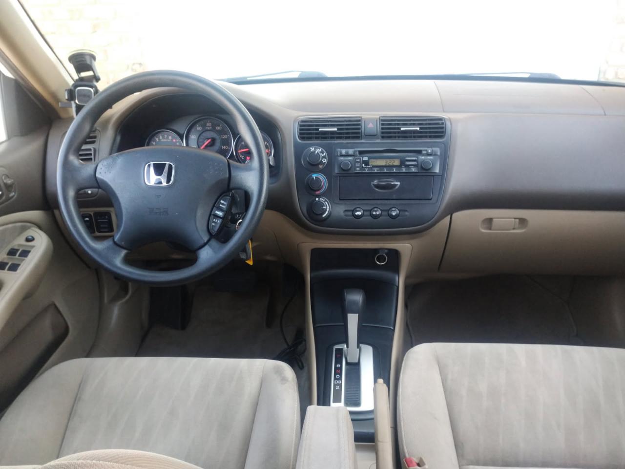 Honda Civic EX Sedan 4-spd AT with Front Side Airbags 2003