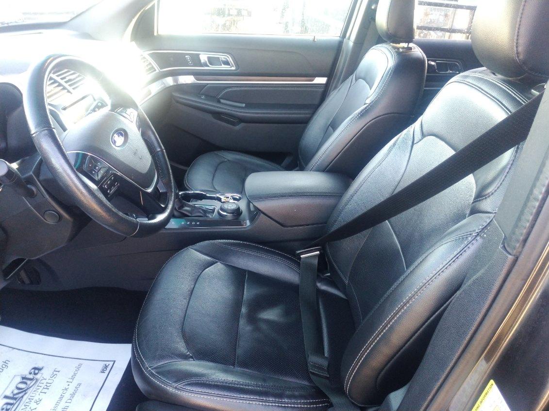 Ford Explorer Limited 4WD 2019