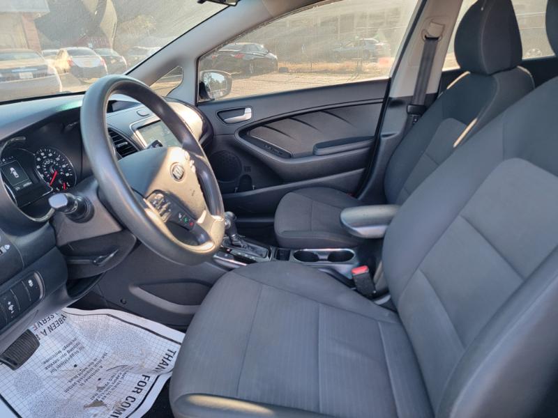 Kia Forte LX 6A 2017