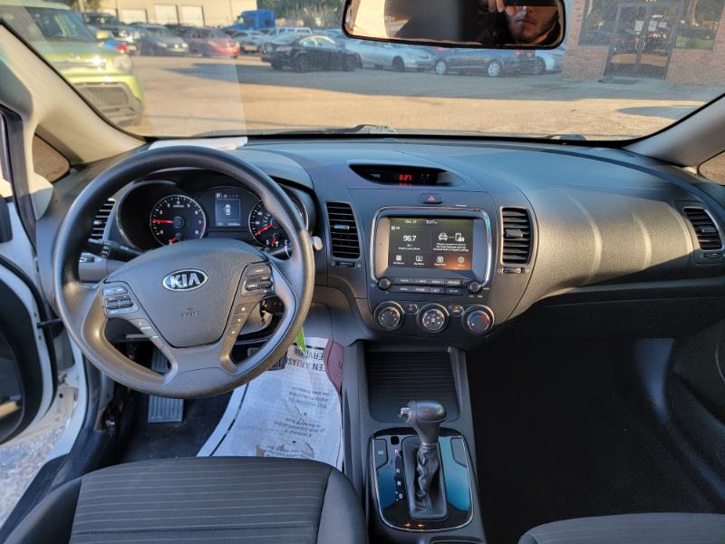 Kia Forte LX 6A 2017