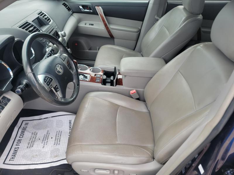 Toyota Highlander Limited 4WD 2012 Toyota Highlander Limited 4WD 2012