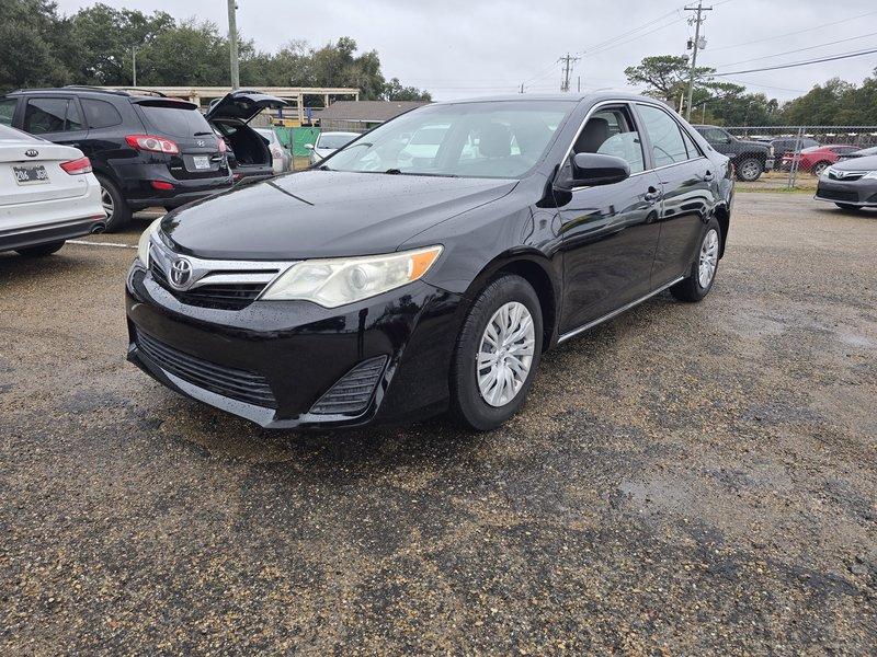2014 Toyota Camry LE