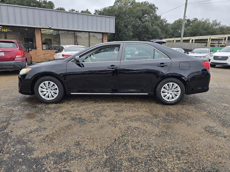 Toyota Camry LE 2014