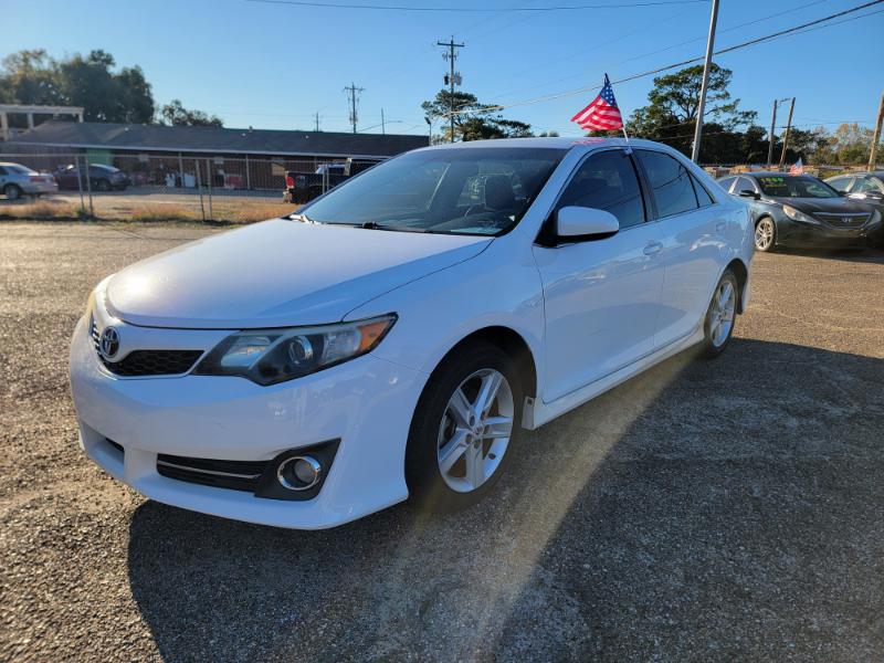 2012 Toyota Camry SE