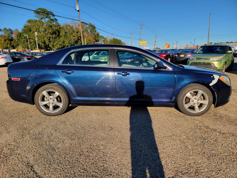 Chevrolet Malibu LS 2011
