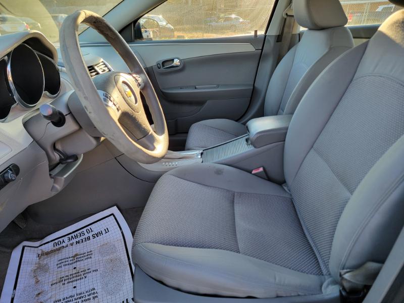 Chevrolet Malibu LS 2011