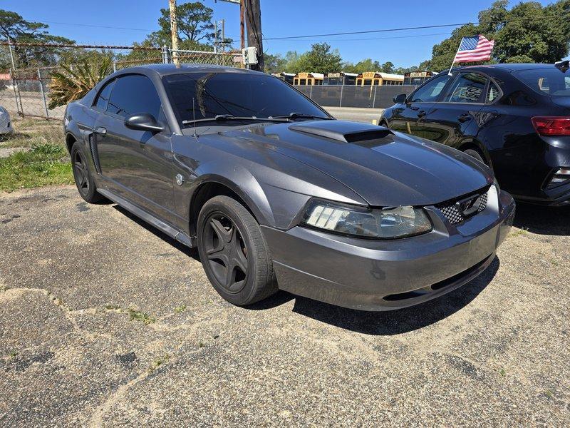 2004 Ford Mustang GT Deluxe Coupe