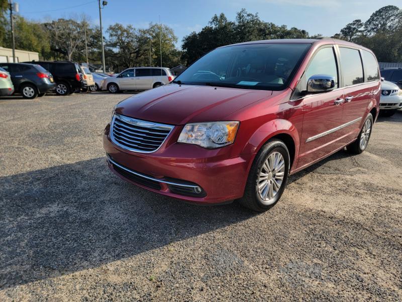 2015 Chrysler Town & Country Touring-L