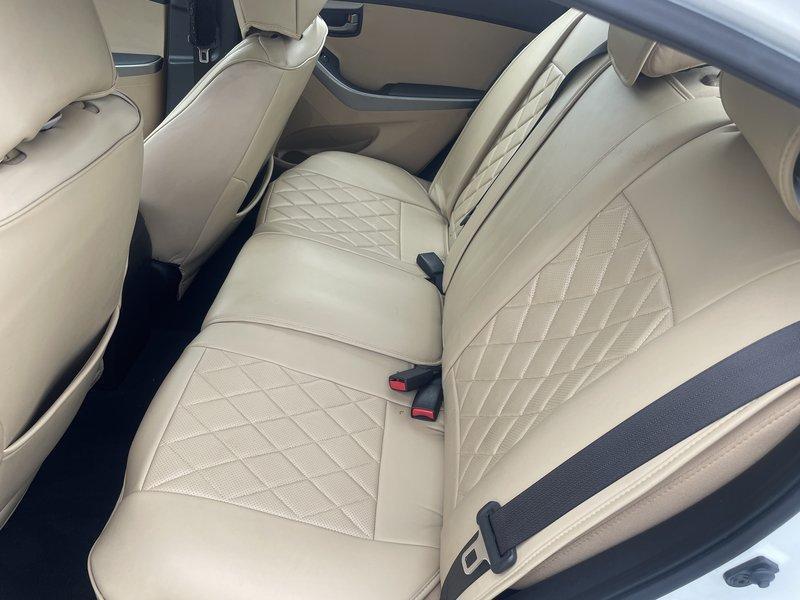 Hyundai Elantra GLS M/T 2013