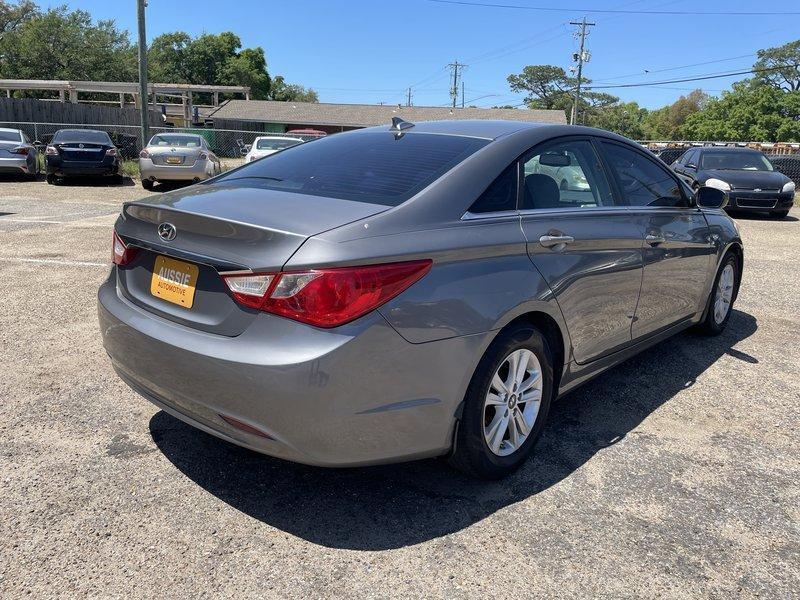 Hyundai Sonata GLS 2013