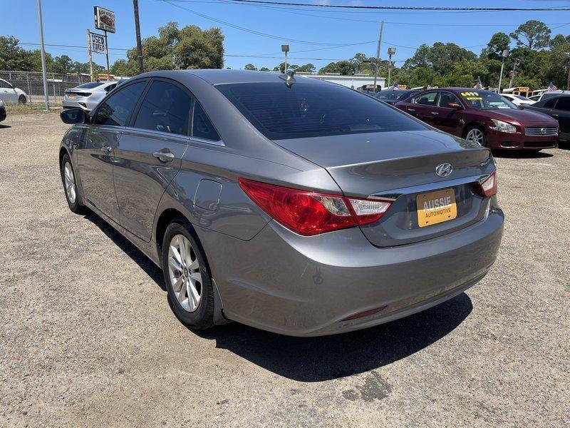 Hyundai Sonata GLS 2013