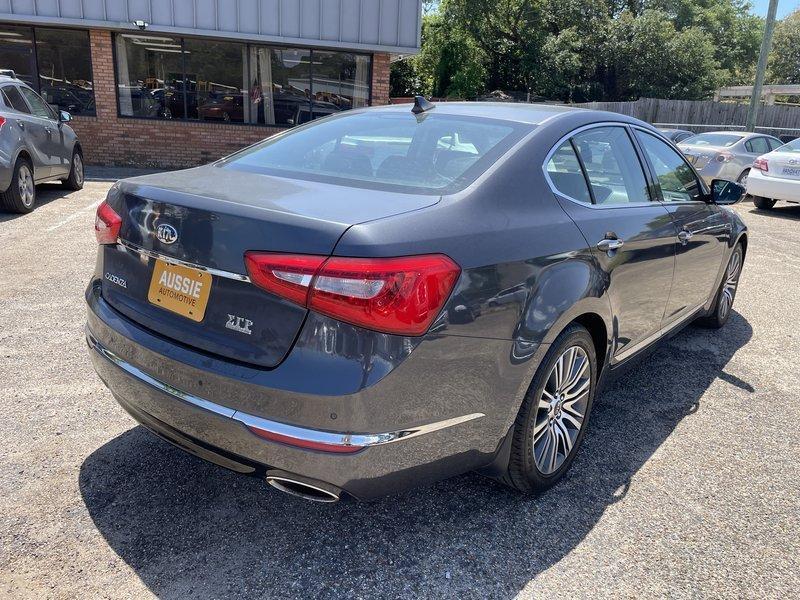 Kia Cadenza Sedan 2014