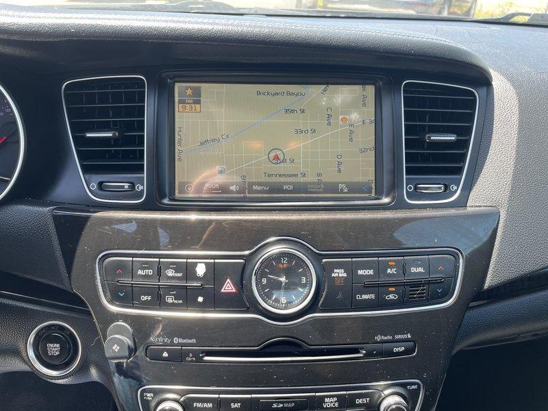 Kia Cadenza Sedan 2014