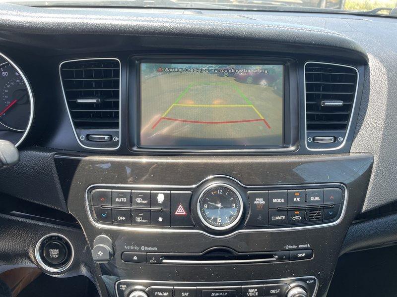 Kia Cadenza Sedan 2014