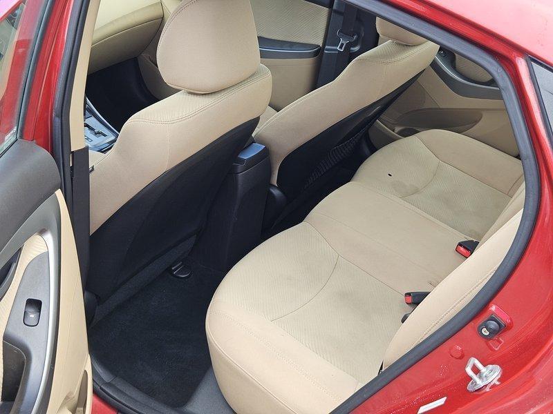 Hyundai Elantra GLS A/T 2013