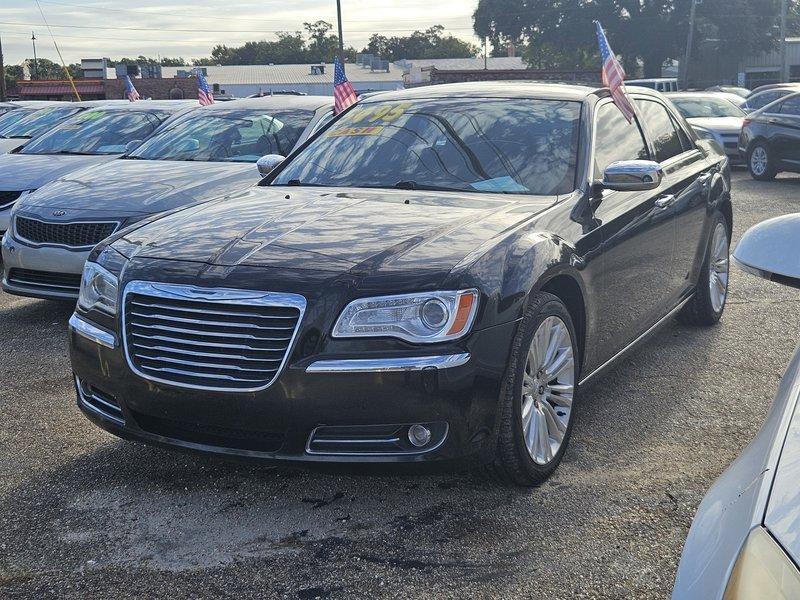 2011 Chrysler 300 Limited RWD