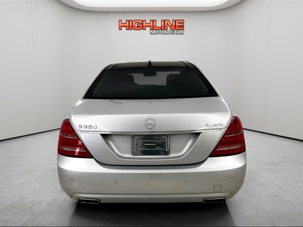 Mercedes-Benz S-Class 4dr Sdn S 550 4MATIC 2013