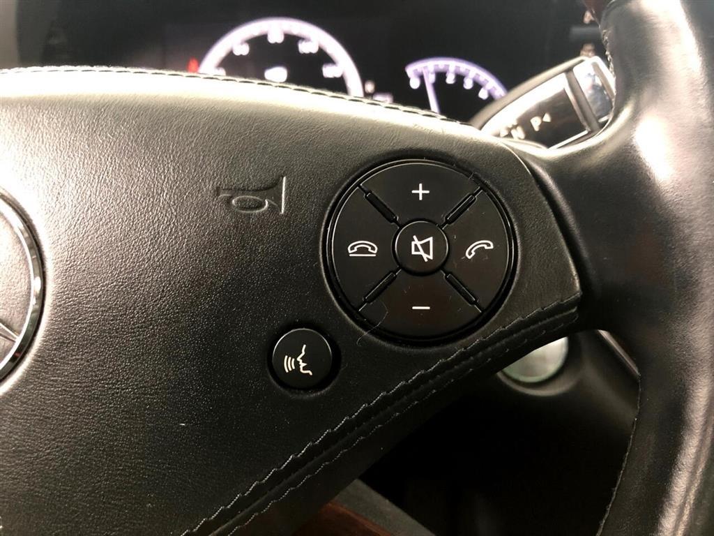 Mercedes-Benz S-Class 4dr Sdn S 550 4MATIC 2013