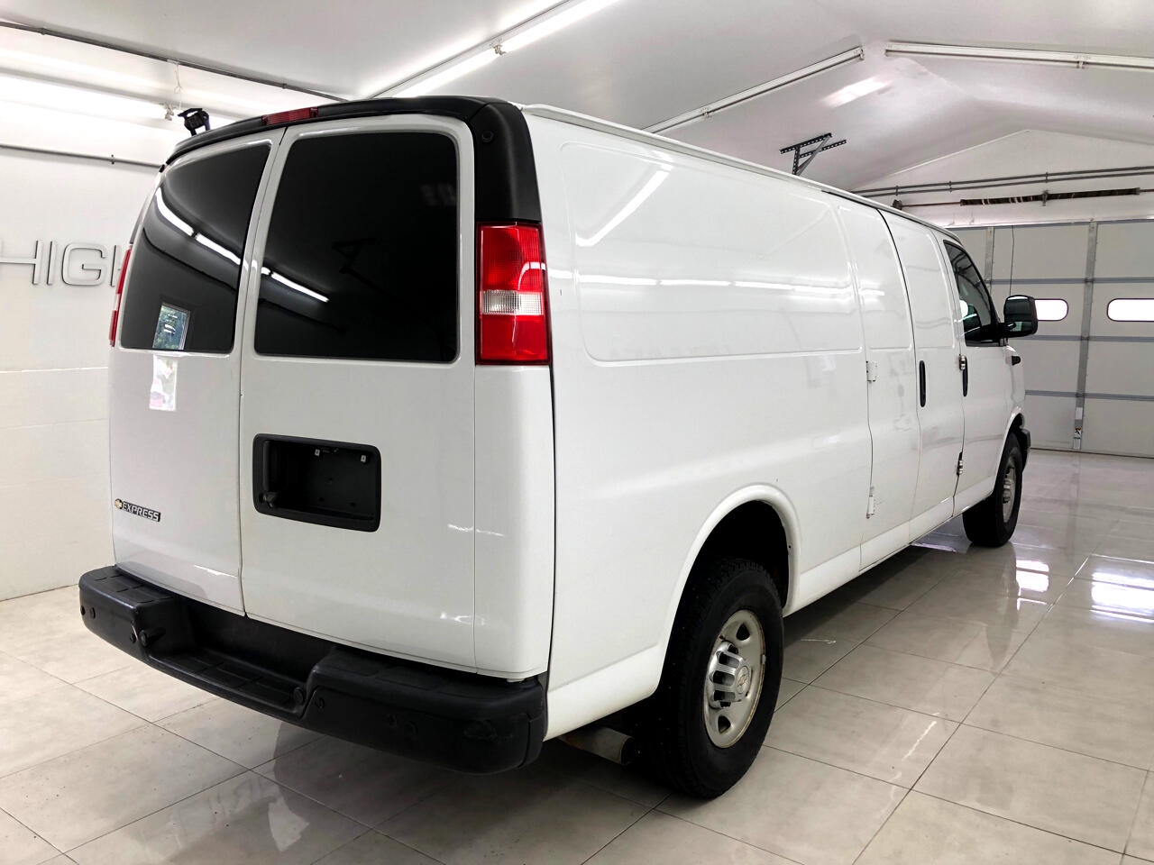 Chevrolet Express Cargo Van RWD 2500 155" 2019 Chevrolet Express Cargo Van RWD 2500 155" 2019