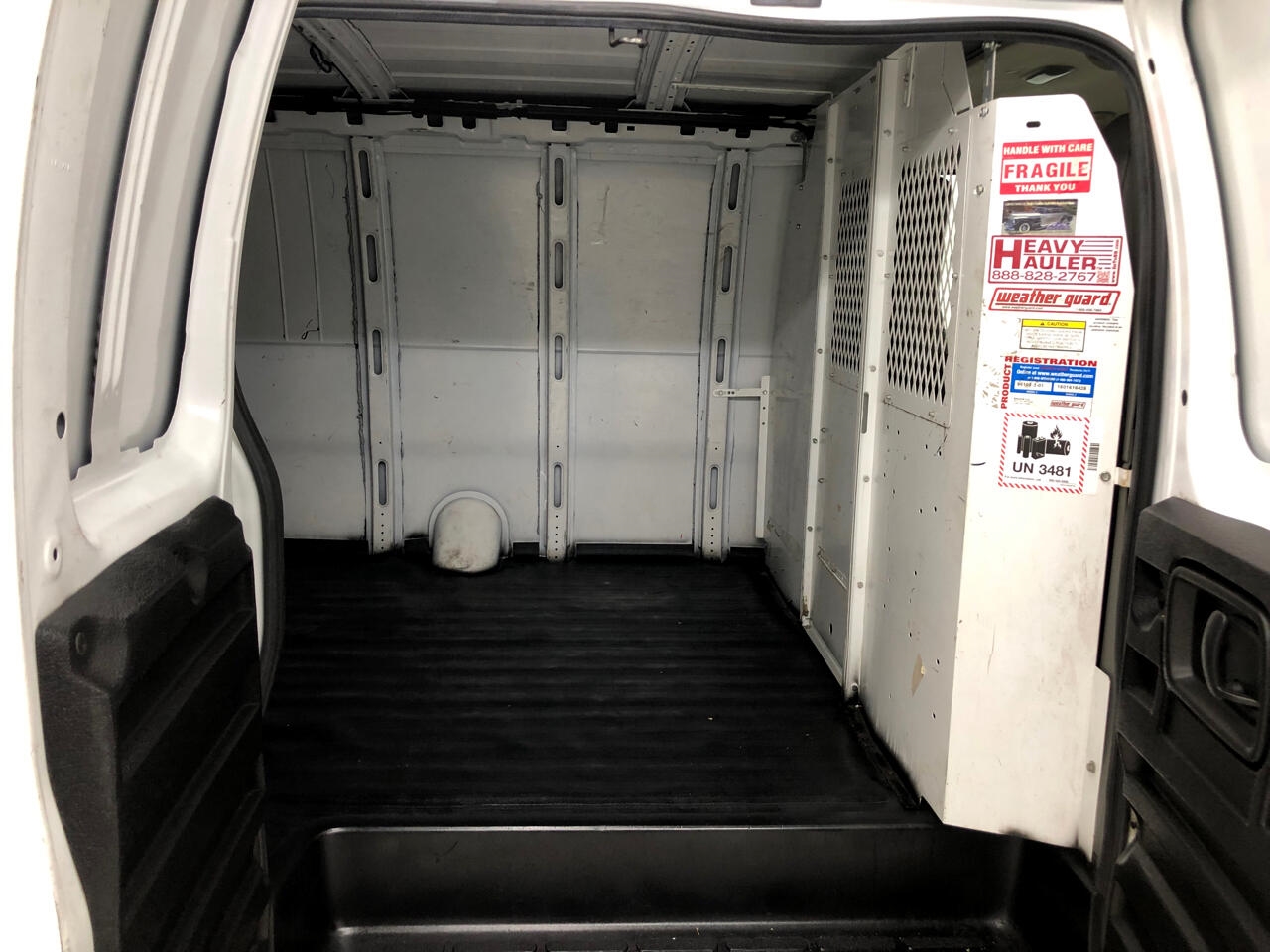 Chevrolet Express Cargo Van RWD 2500 155" 2019 Chevrolet Express Cargo Van RWD 2500 155" 2019