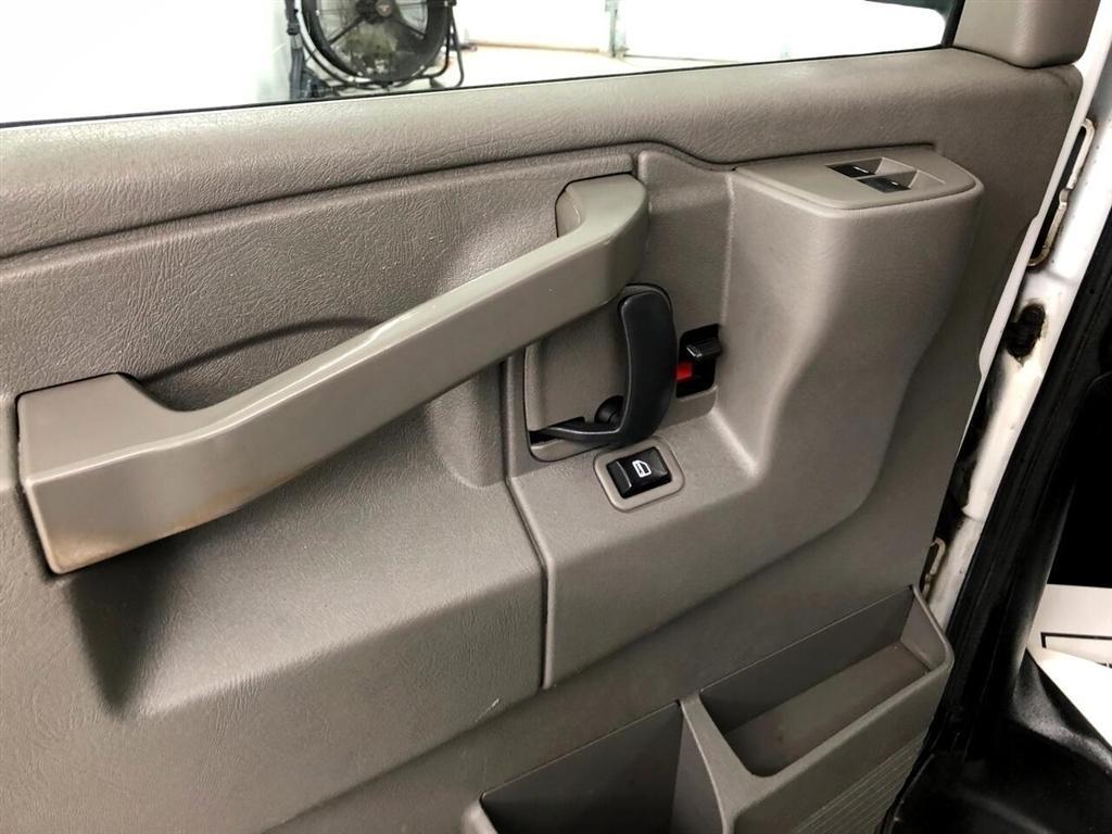 Chevrolet Express Cargo Van RWD 2500 155" 2019