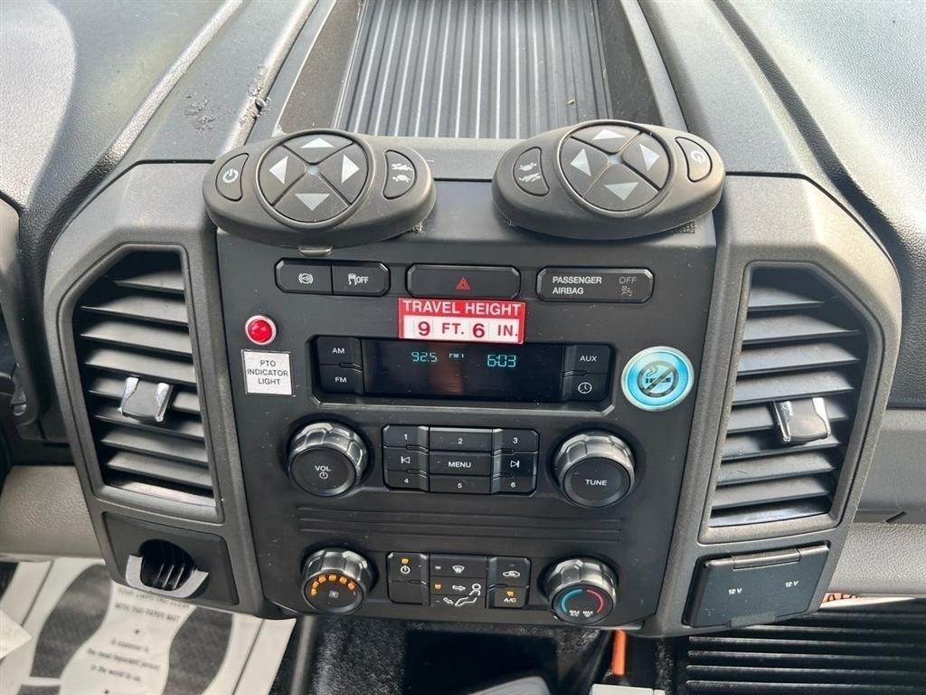 Ford Super Duty F-550 DRW XL 2WD Reg Cab 145" WB 60" CA 2018