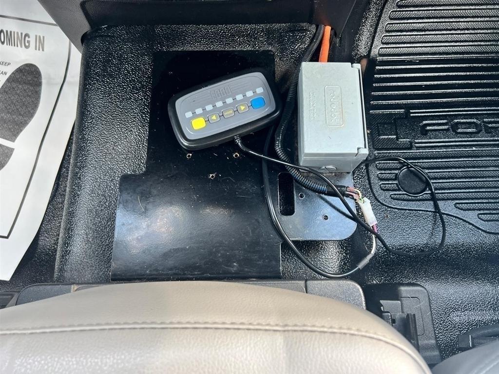 Ford Super Duty F-550 DRW XL 2WD Reg Cab 145" WB 60" CA 2018