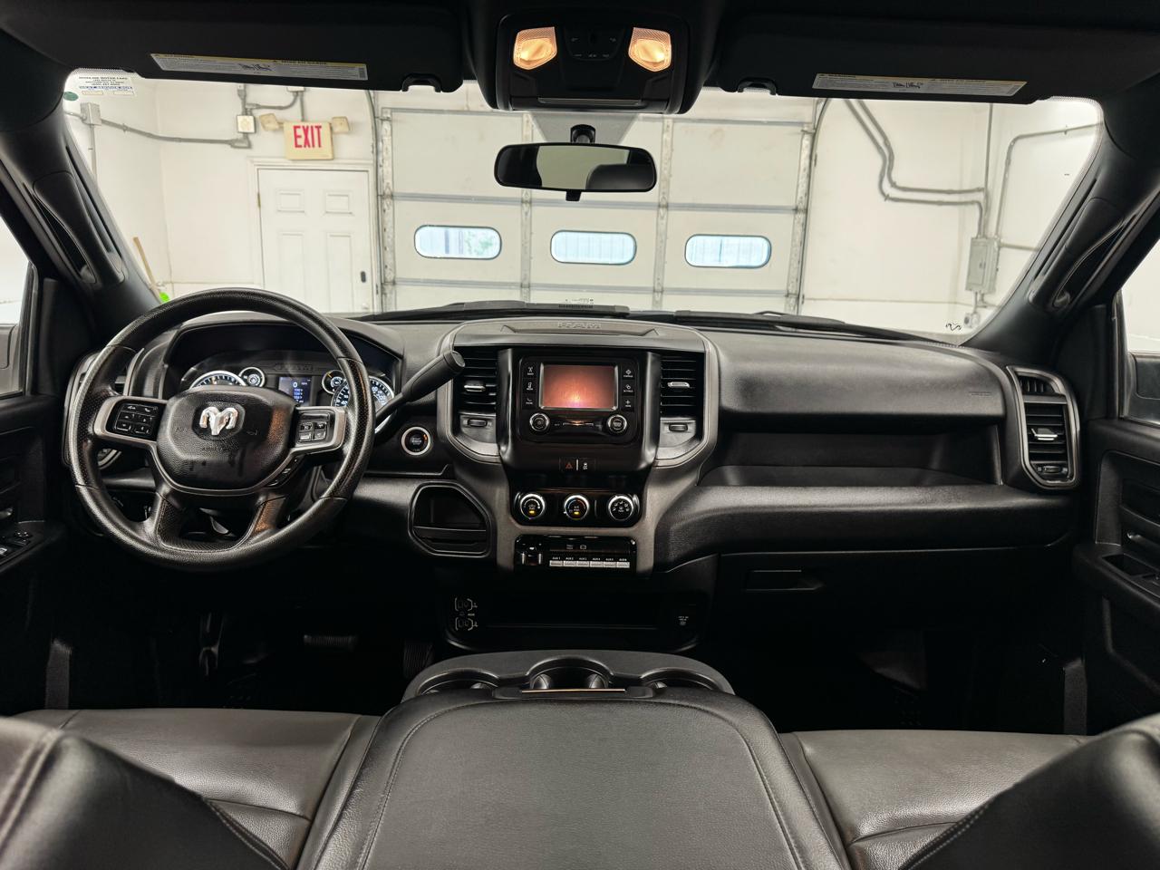 RAM 3500 Chassis Cab Tradesman 4WD Crew Cab 60" CA 172.4" WB 2022