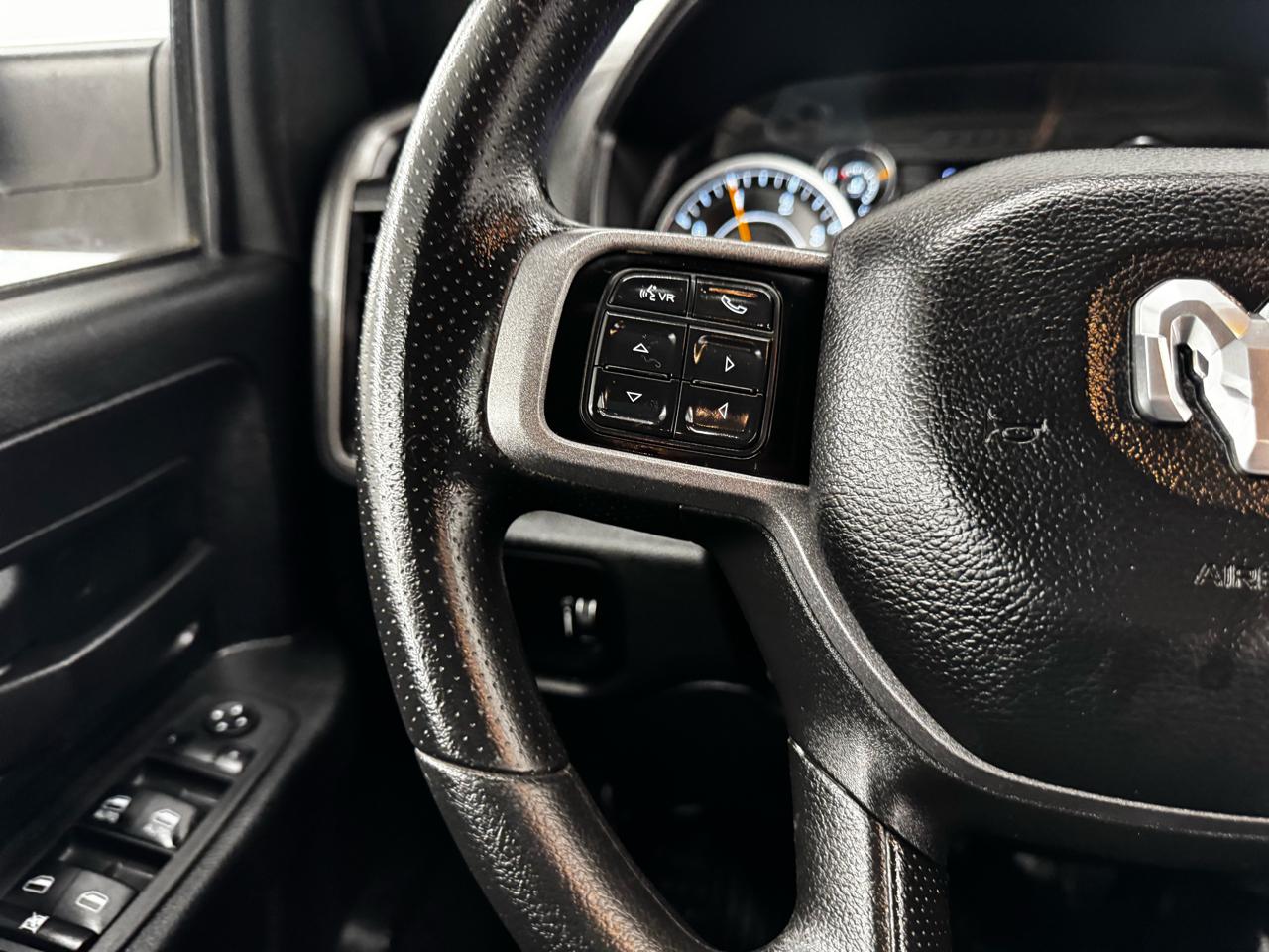 RAM 3500 Chassis Cab Tradesman 4WD Crew Cab 60" CA 172.4" WB 2022