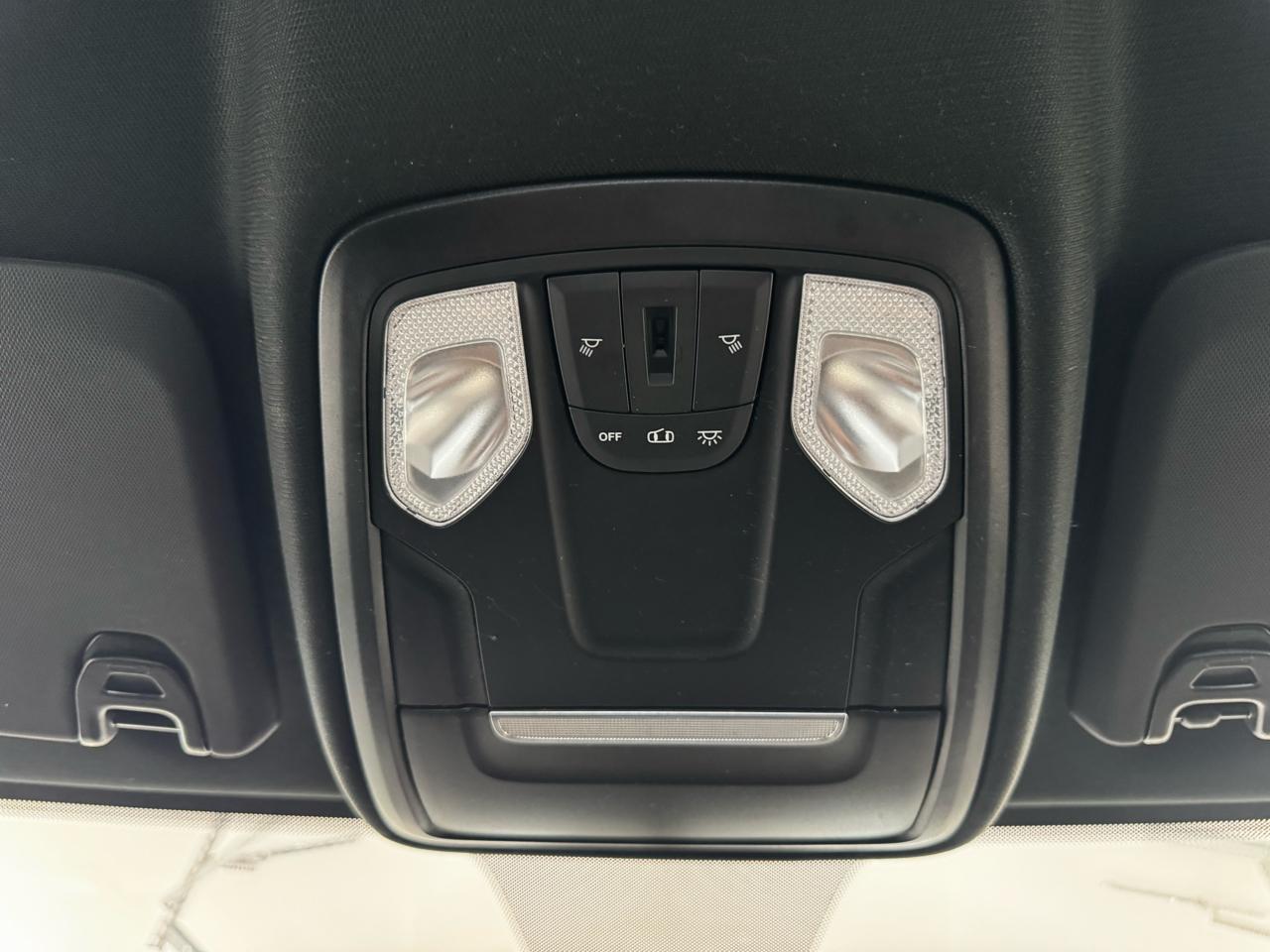 RAM 3500 Chassis Cab Tradesman 4WD Crew Cab 60" CA 172.4" WB 2022