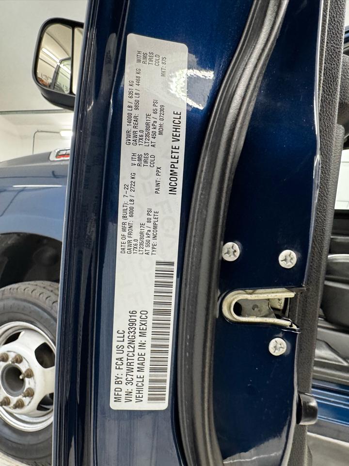 RAM 3500 Chassis Cab Tradesman 4WD Crew Cab 60" CA 172.4" WB 2022