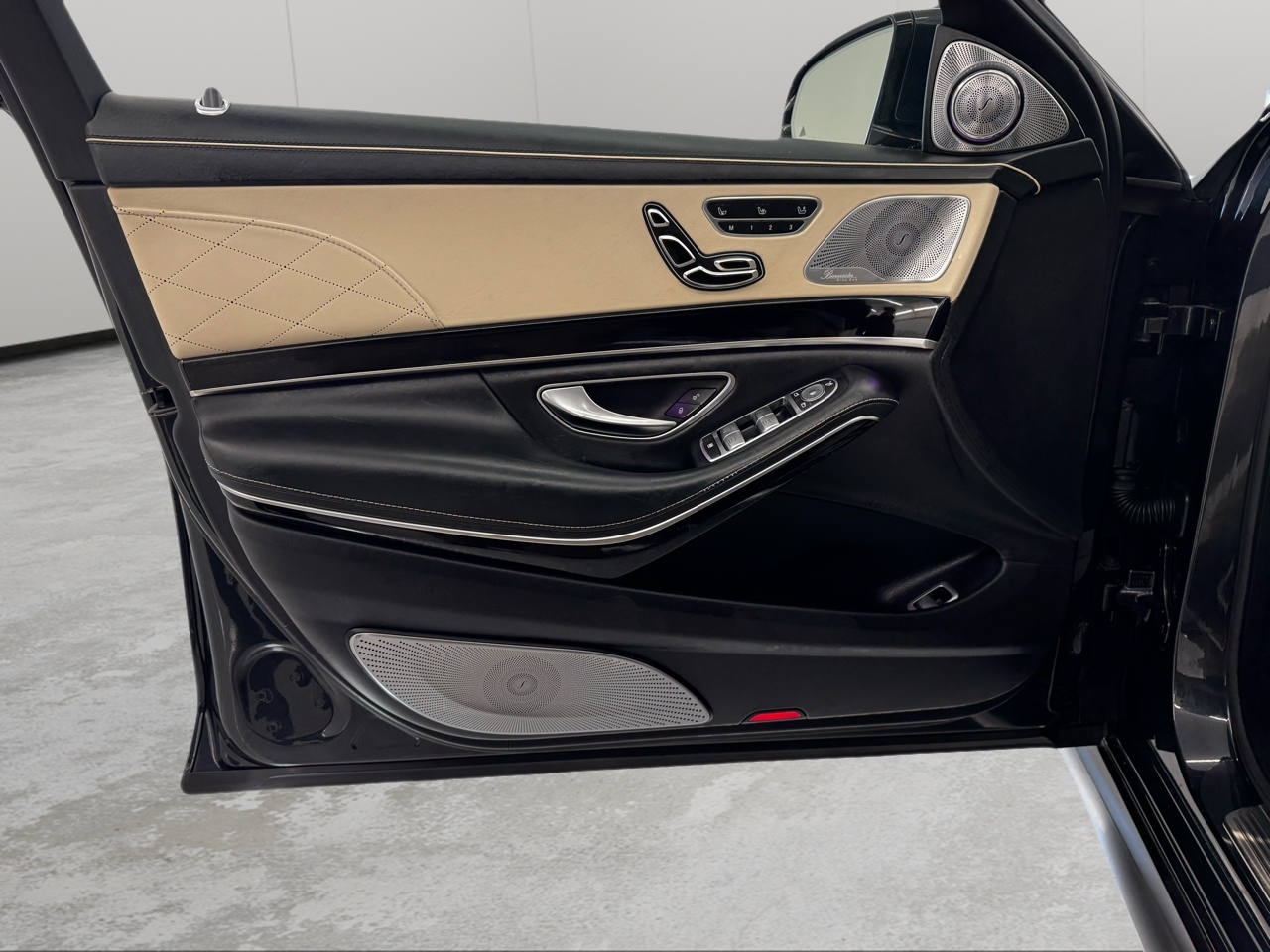 Mercedes-Benz S-Class 4dr Sdn S 63 AMG 4MATIC 2015